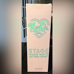 Stage Proof Matte “Setting Spray” Kim Chi chic